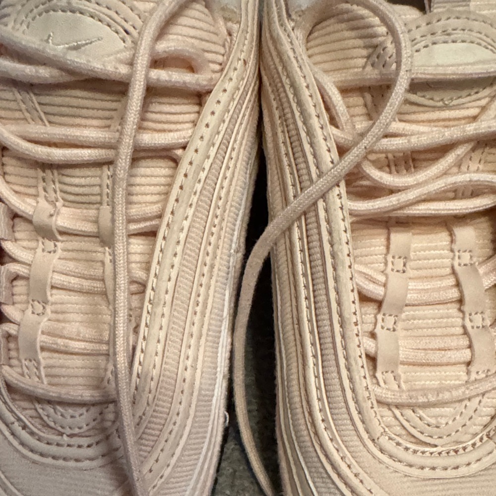 Nike Women's Sneakers in Light Pink - Picture 8 of 10
